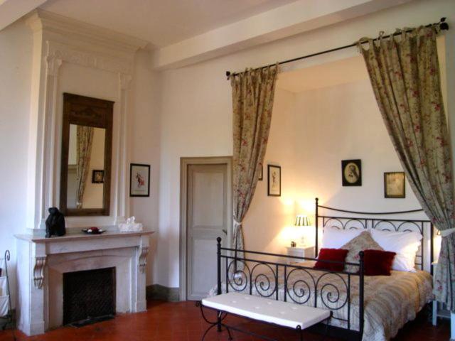 Chambres d'hôtes Le Clos de Vènes Saint-Couat-dʼAude Quarto foto