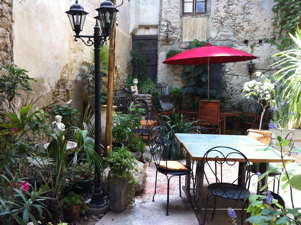 Chambres d'hôtes Le Clos de Vènes Saint-Couat-dʼAude Exterior foto